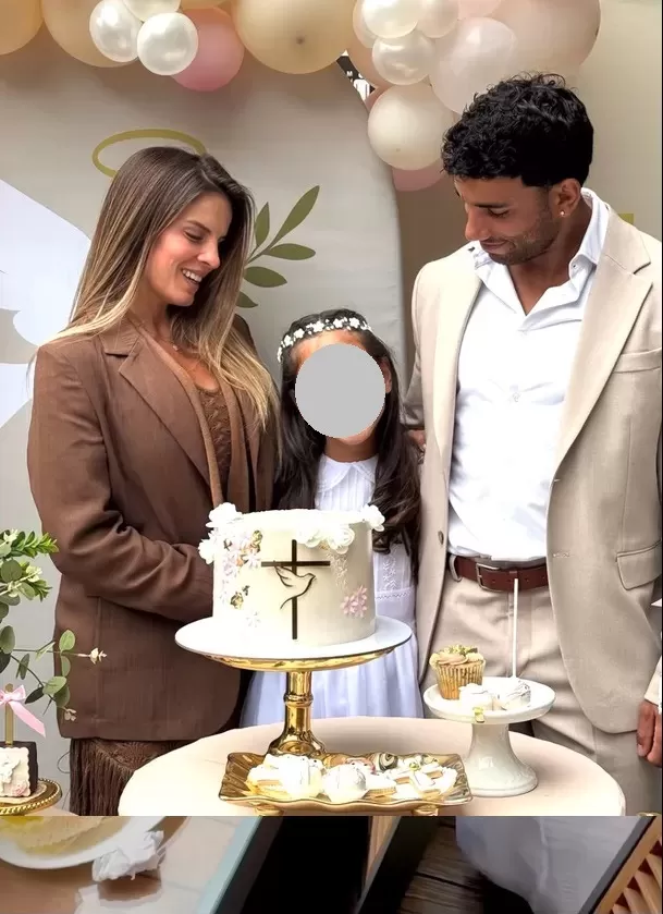 Said Palao, no dejó pasar la oportunidad para dedicarle unas sentidas palabras a su hija Caetana en el día de su primera comunión. Foto: Instagram