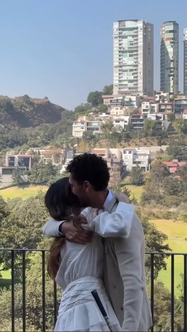 Darlene Rosas y Ricardo Oviedo se emocionaron tras conocer el sexo de su bebé / Captura