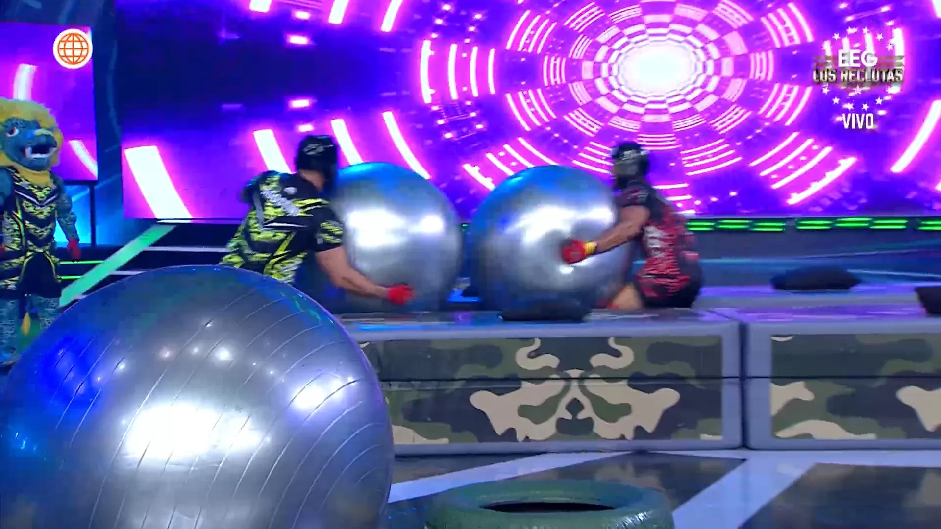 Fabio Agostini tuvo impactante choque con Leandro en plena competencia. Fuente: AméricaTV Fabio Agostini tuvo impactante choque con Leandro en plena competencia. Fuente: AméricaTV