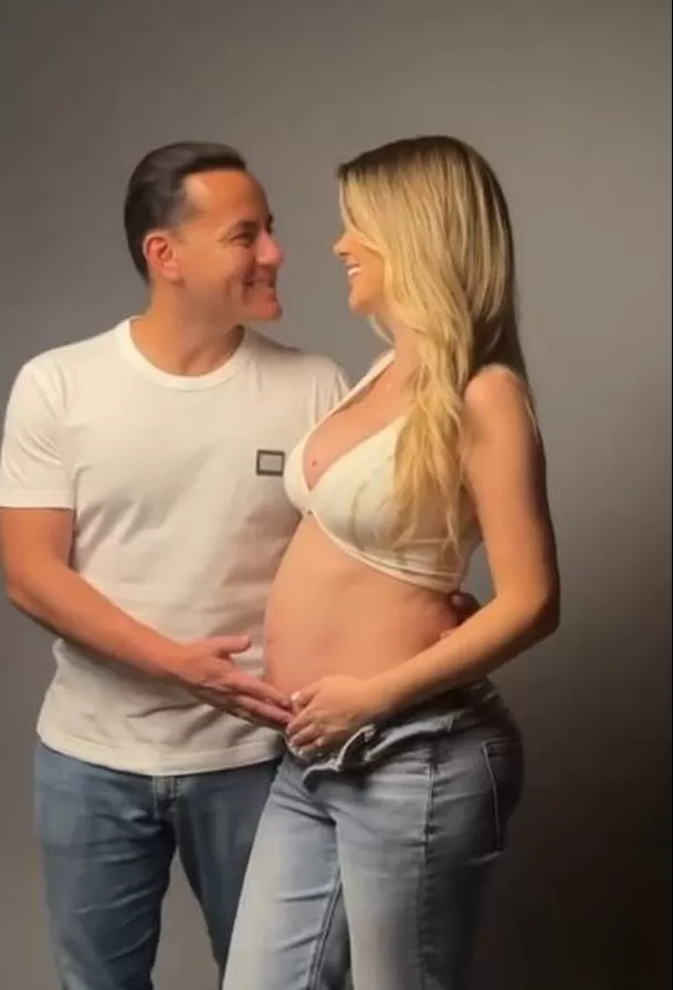 Brunella Horna en sesión de fotos con Richard Acuña / Instagram