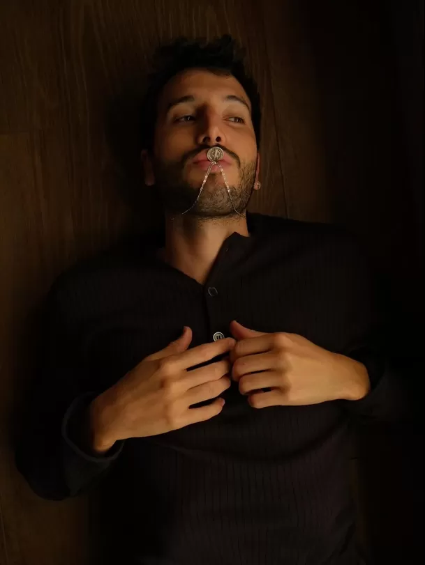 Flavia Laos presume a Sebastián Yatra entre sus contactos de WhatsApp / IG: sebastianyatra Flavia Laos presume a Sebastián Yatra entre sus contactos de WhatsApp / IG: sebastianyatra
