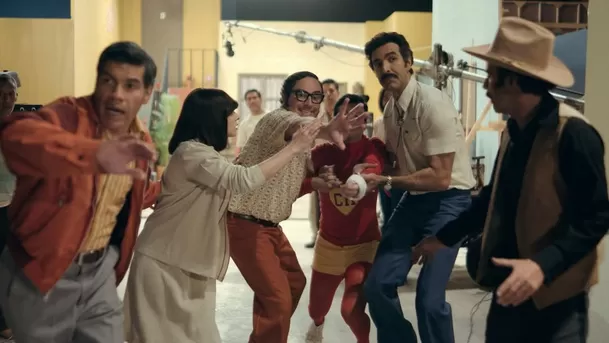 En la página de Instagram de Chespirito, revelaron que el actor se disparó accidentalmente durante las grabaciones del 'Chapulín Colorado' 