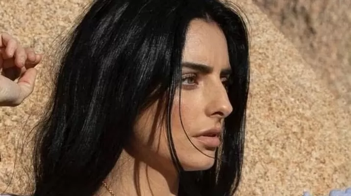 Aislinn Derbez respondió a fan que le hizo la sugerencia sobre su nariz. Fuente: Instagram Aislinn Derbez respondió a fan que le hizo la sugerencia sobre su nariz. Fuente: Instagram