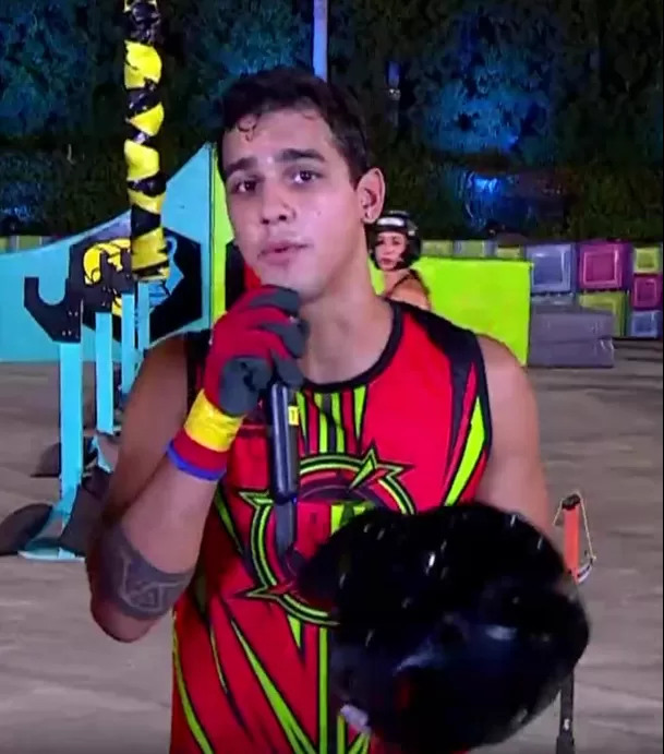 Gabriel Meneses fue acusado por los 'guerreros' tras patear dado. Foto: América TV