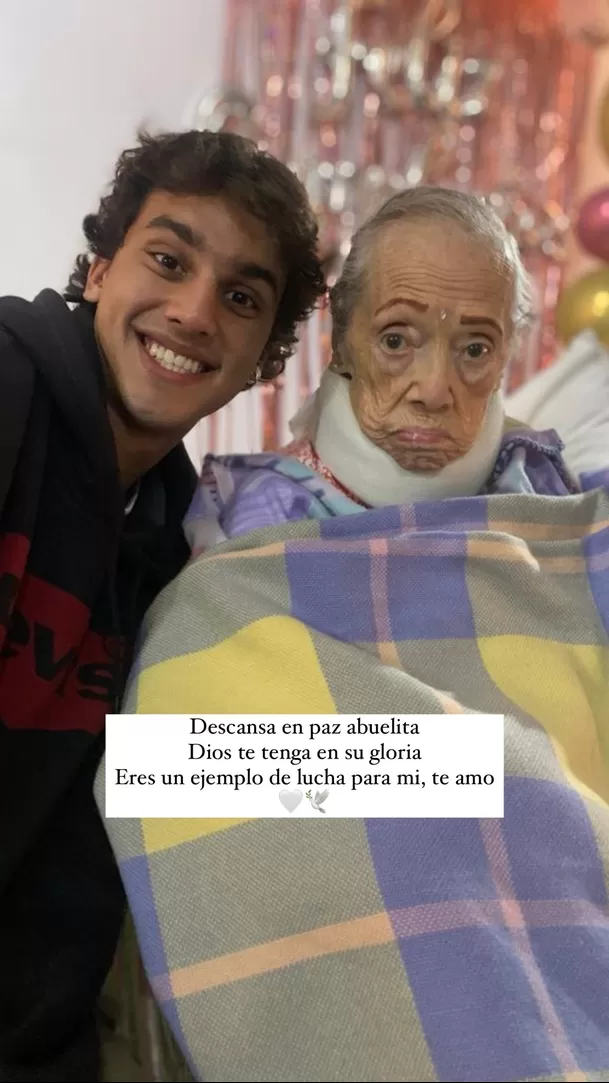 Gabriel Meneses anunció la muerte de su abuelita. Fuente: Instagram