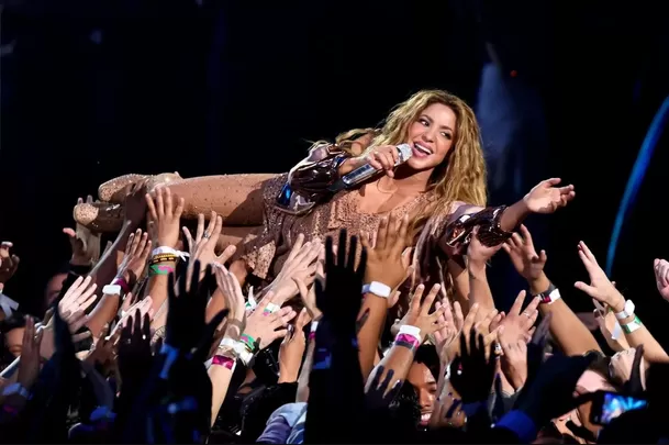 Shakira fue ovacionada por su impecable presentación en los MTV VMAS 2023/ Foto: People Shakira fue ovacionada por su impecable presentación en los MTV VMAS 2023/ Foto: People