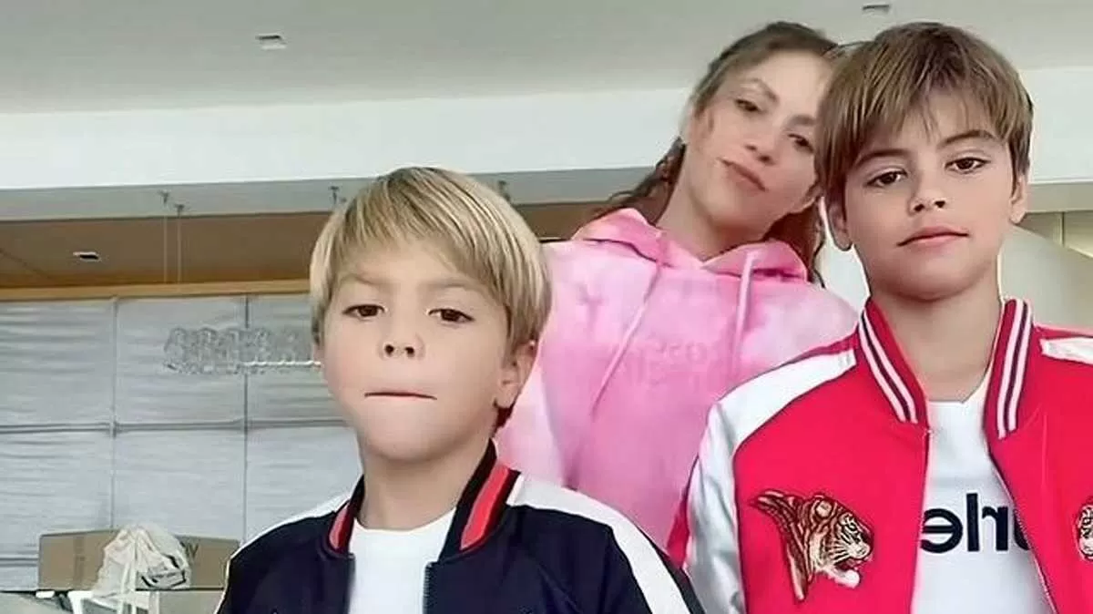 Shakira junto a sus hijos, Milan y Sasha. Fuente: Instagram