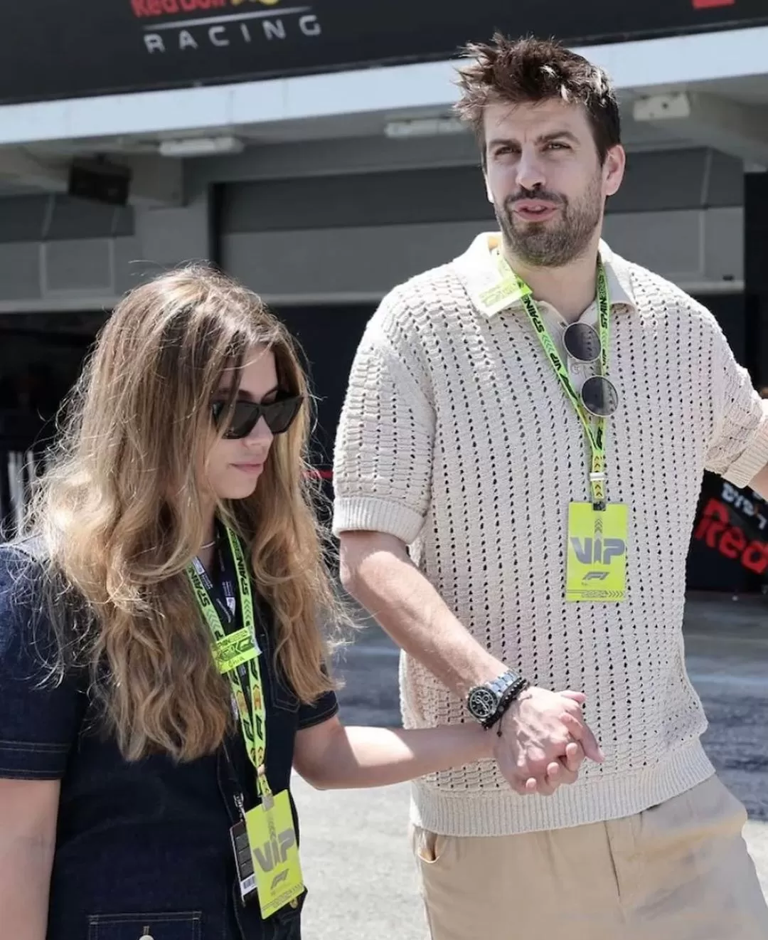 Gerard Piqué y Clara Chía caminaron tomados de la mano en el circuito de Fórmula 1 Montmeló en Barcelona/Foto: Instagram