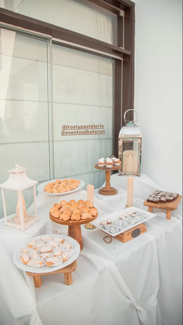 El gender reveal de Gianella Marquina tuvo elegante decoración en tonos neutros. Foto: IG @gianemarquina El gender reveal de Gianella Marquina tuvo elegante decoración en tonos neutros. Foto: IG @gianemarquina