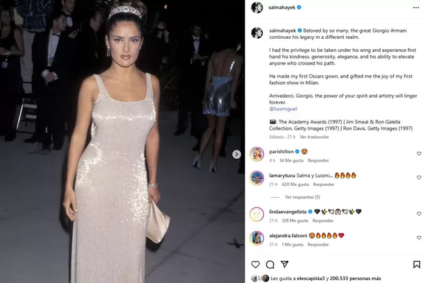 La despedida de Salma Hayek a Giorgio Armani / Instagram