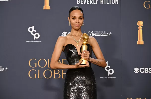 Zoe Saldaña se llevó el Golden Globe como Mejor actriz de reparto por 'Emilia Pérez' / AFP