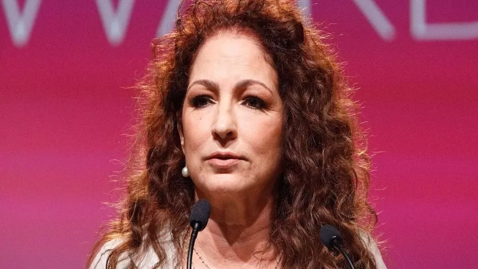  Gloria Estefan revela que de niña fue abusada sexualmente por un familiar