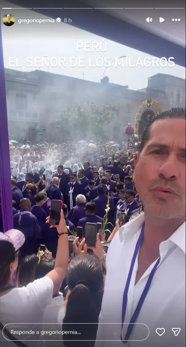 'El Titi' sorprende en procesión del Señor de los Milagros/Captura