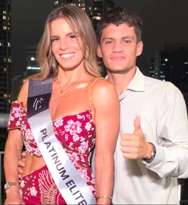 Sergio Baigorria, hermano de Alejandra Baigorria, sorprendió al referirse a Mario Hart en medio de la polémica por el 50/50 en las parejas. El empresario lo calificó de “vividor” y aseguró que lo sabe “de primera mano”, aunque no dio detalles sobre su afirmación. Foto: IG @sergiobaigorria33 Sergio Baigorria, hermano de Alejandra Baigorria, sorprendió al referirse a Mario Hart en medio de la polémica por el 50/50 en las parejas. El empresario lo calificó de “vividor” y aseguró que lo sabe “de primera mano”, aunque no dio detalles sobre su afirmación. Foto: IG @sergiobaigorria33