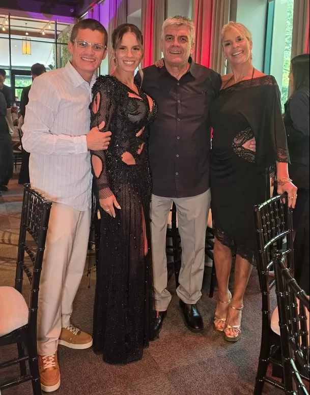 Alejandra Baigorria y su familia en España tras recibir premio por su éxito como empresaria / Instagram