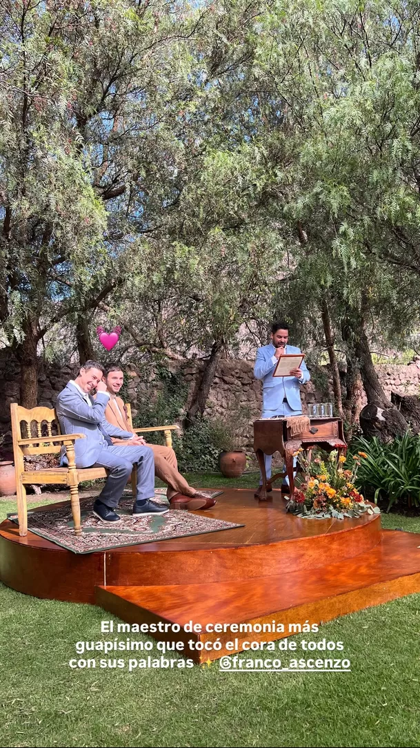 El momento fue especial: el hermano de Bruno Ascenzo ofició la ceremonia, devolviendo el gesto que él tuvo al casar a Franco Ascenzo con la artista Alejandra Cisneros. Foto: Instagram