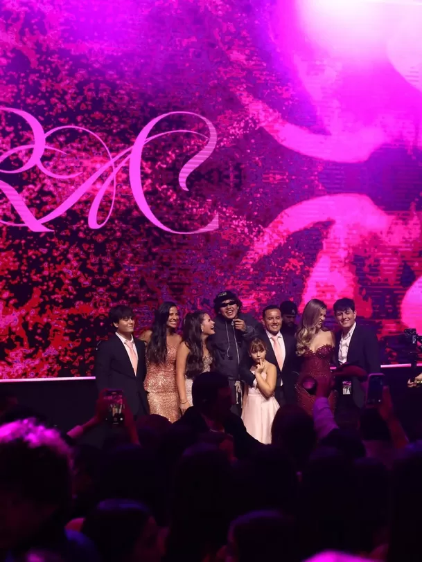 Hija de Richard Acuña celebró su quinceañero con un show de Beéle. Fuente: Instagram