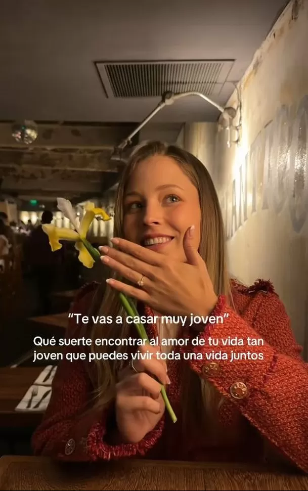 La hija de Anna Carina decidió responder a los comentarios que recibió tras anunciar su compromiso a una edad temprana y dejó clara su postura frente a quienes cuestionaron su decisión Video: TikTok La hija de Anna Carina decidió responder a los comentarios que recibió tras anunciar su compromiso a una edad temprana y dejó clara su postura frente a quienes cuestionaron su decisión Video: TikTok