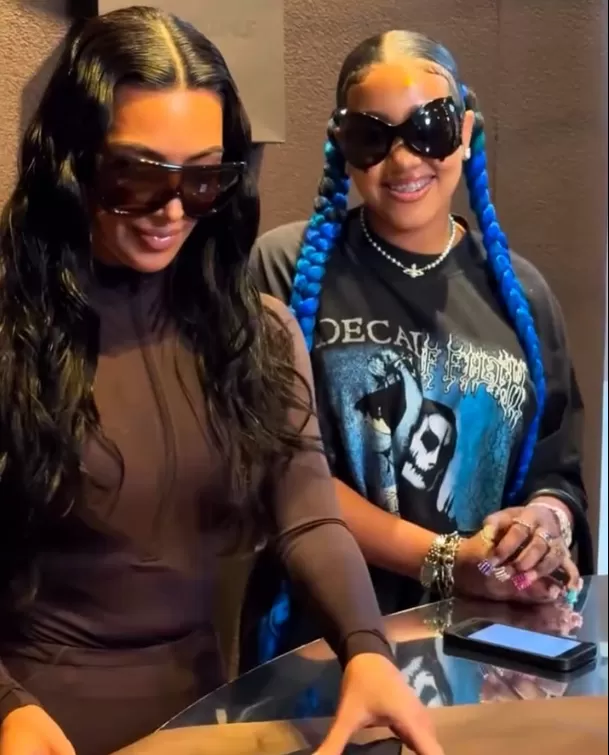 Kim Kardashian recibe críticas por el look de North/ Instagram Kim Kardashian recibe críticas por el look de North/ Instagram