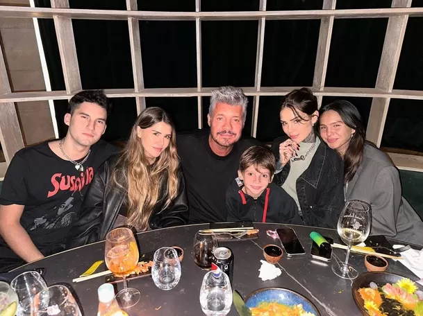 Marcelo Tinelli junto a sus cinco hijos en la previa de su cumpleaños. Fuente: instagram