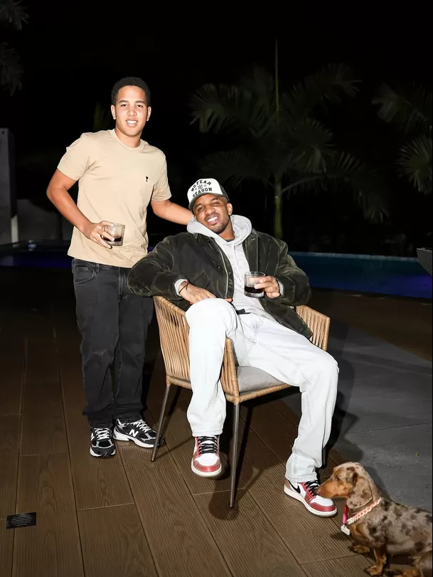 Hijo de Jefferson Farfán comparte foto de jovencita con romántico mensaje/ IG:@jefferson_farfan_oficial