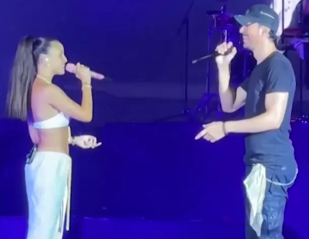 En pleno show en el Estadio de Gran Canaria, el cantante se acercó a la artista mientras interpretaban la canción “Héroe”. Foto: Canal N