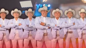 La caída del montacargas desde el cuarto piso durante la grabación del programa dejó graves lesiones a tres músicos de La Garra Norteña. Foto: Instagram / Video: YouTube Vainas & Cosas