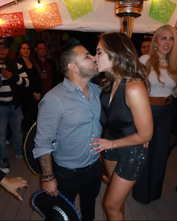 Isabel Acevedo festejó dos años de casada con su esposo Rodney. Foto:Instagram/@isabelacevedoarenas