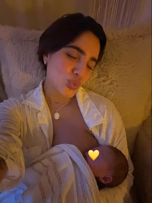 Isabella Ladera y el pequeño Koa / IG: @isabella.ladera