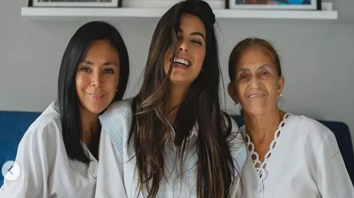 Ivana Yturbe protagoniza elegante sesión de fotos con su mamá Ivana Yturbe protagoniza elegante sesión de fotos con su mamá
