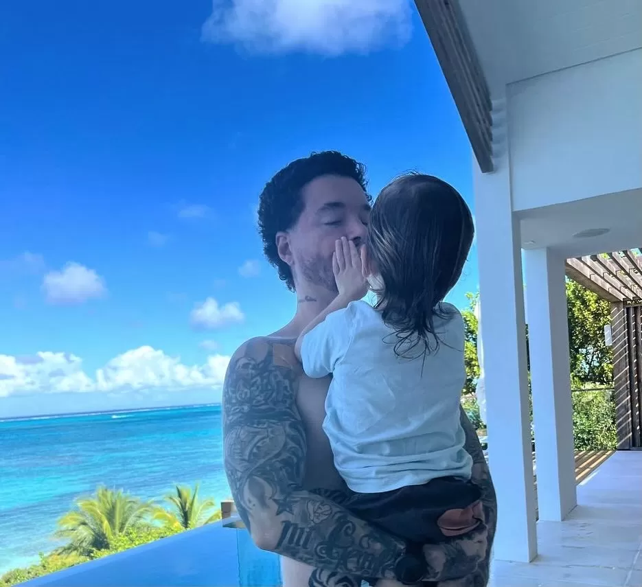 J Balvin aseguró que le gustaría tener otro hijo. Fuente: Instagram