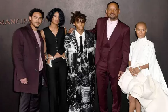 Jaden Smith aseguró que su madre Jada Pinkett lo indujo al consumo de alucinógenos