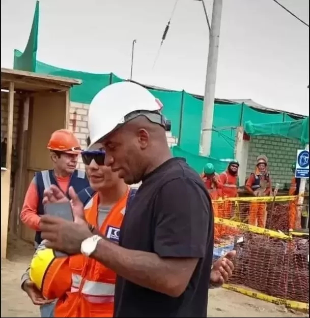 Jefferson Farfán inció las obras de su Centro Comercial en julio de este año/Foto: X