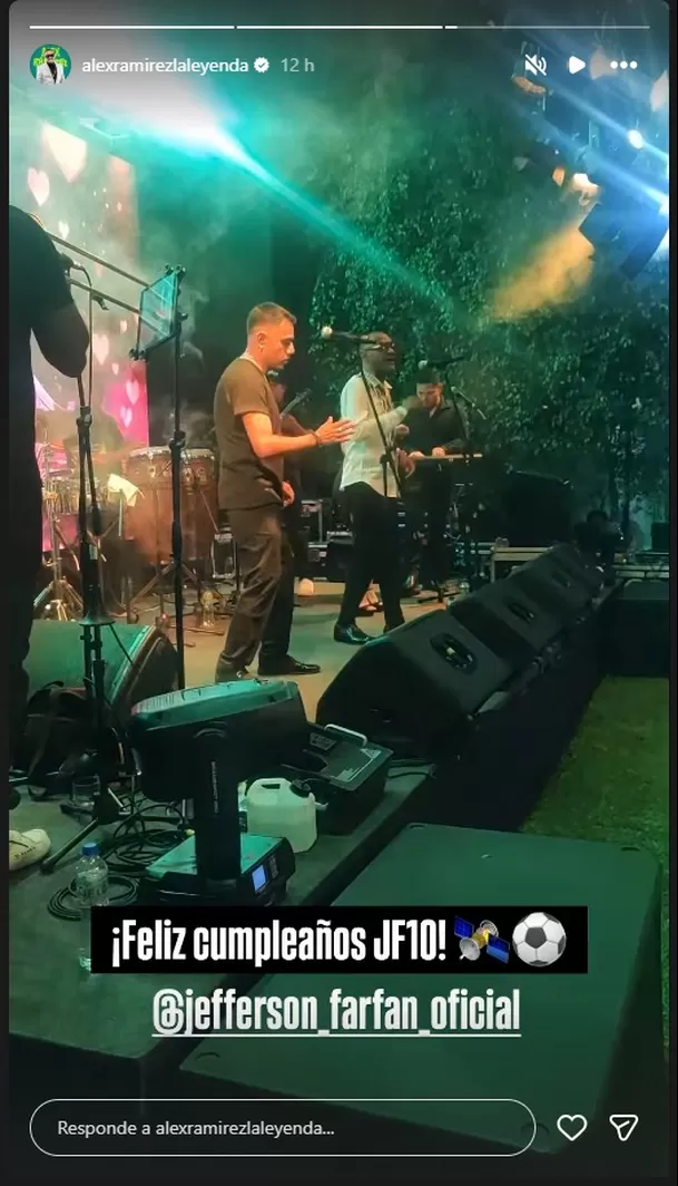 Jefferson Farfán tira la casa por la ventana por sus 42 años. Foto: IG @alexramirezlaleyenda Jefferson Farfán tira la casa por la ventana por sus 42 años. Foto: IG @alexramirezlaleyenda