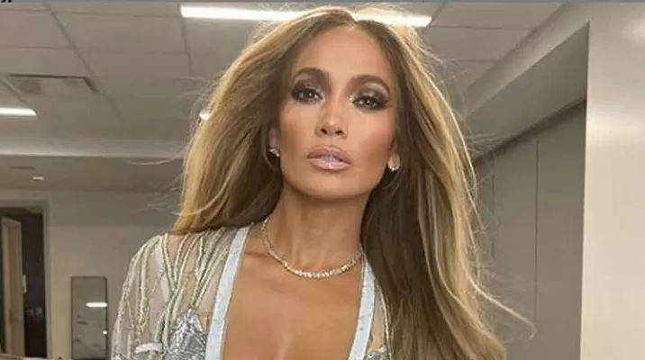 Jennifer Lopez reveló su secreto para mantener un aspecto joven a sus 52 años Jennifer Lopez reveló su secreto para mantener un aspecto joven a sus 52 años
