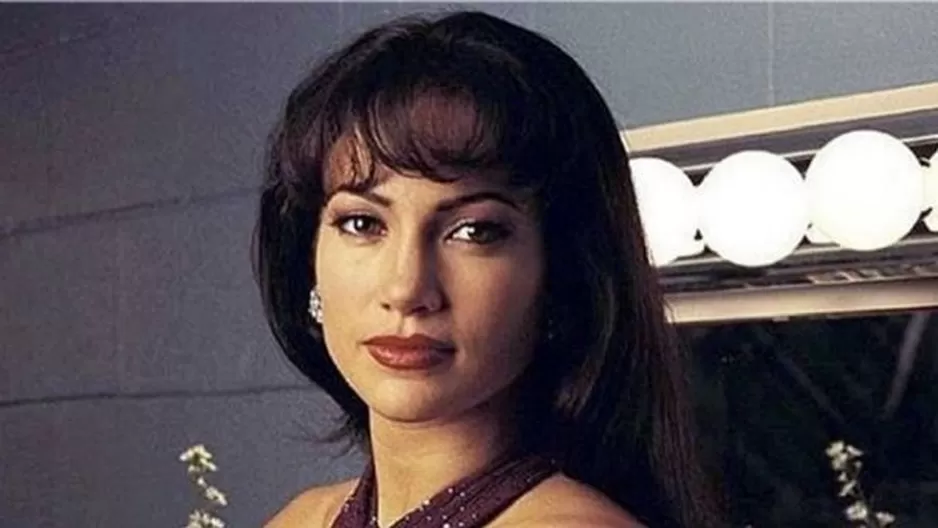 Jennifer Lopez rinde homenaje a Selena tras 25 años de la película