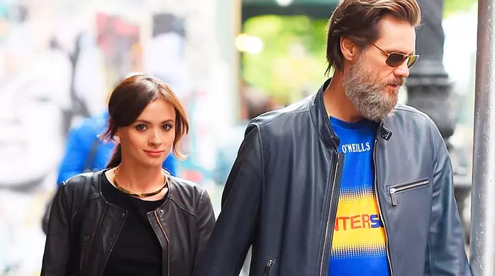 Jim Carrey y Cathriona White Jim Carrey y Cathriona White