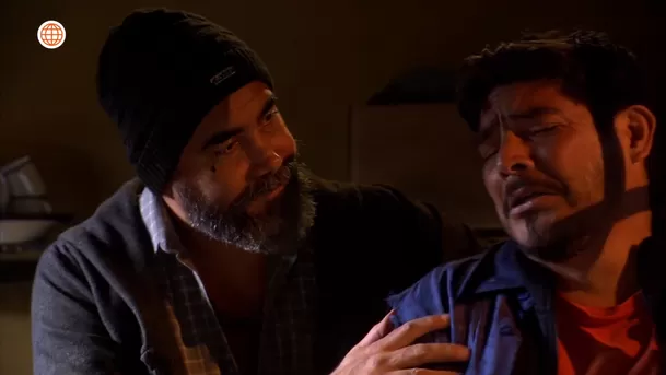 Joel rompió en llanto al contarle a Macarena que será encerrado en penal de Challapalca. Fuente: AméricaTV