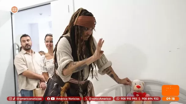 Johnny Depp también sacó una sonrisa de aquellos pacientes que estaban aislados / Captura
