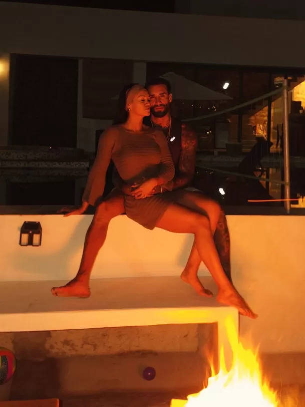 Jota Benz y Angie Arizaga volvieron a encender las redes sociales con una publicación que no tardó en generar reacciones. Foto: Instagram