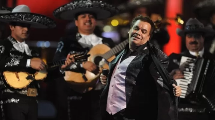 Juan Gabriel fue internado en un hospital de Las Vegas Juan Gabriel fue internado en un hospital de Las Vegas