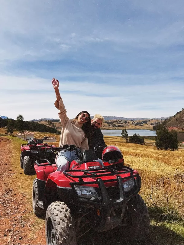 Juan Morelli y Luciana Fuster juntos en Cusco. Fuente: Instagram Juan Morelli y Luciana Fuster juntos en Cusco. Fuente: Instagram