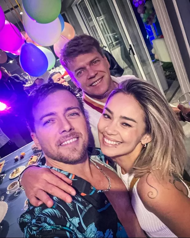 Julián Zucchi y Sandra Abellón celebrando el cumpleaños 40 del actor en Argentina/Foto: Instagram