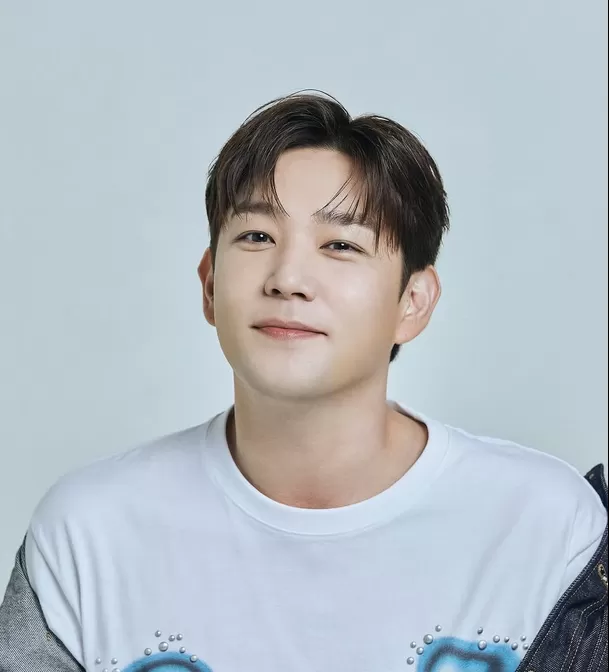 Kangin, exintegrante de Super Junior, en concierto en Lima / Foto: @kanginnim Kangin, exintegrante de Super Junior, en concierto en Lima / Foto: @kanginnim