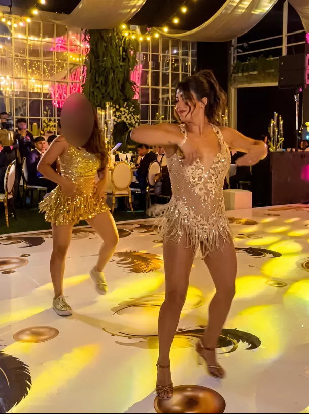 Baile de Karen Dejo en los 15 años de su hija / Captura