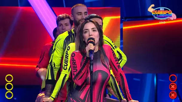 Karen Dejo recordó sus cirugías a Rosángela Espinoza. Fuente: AméricaTV