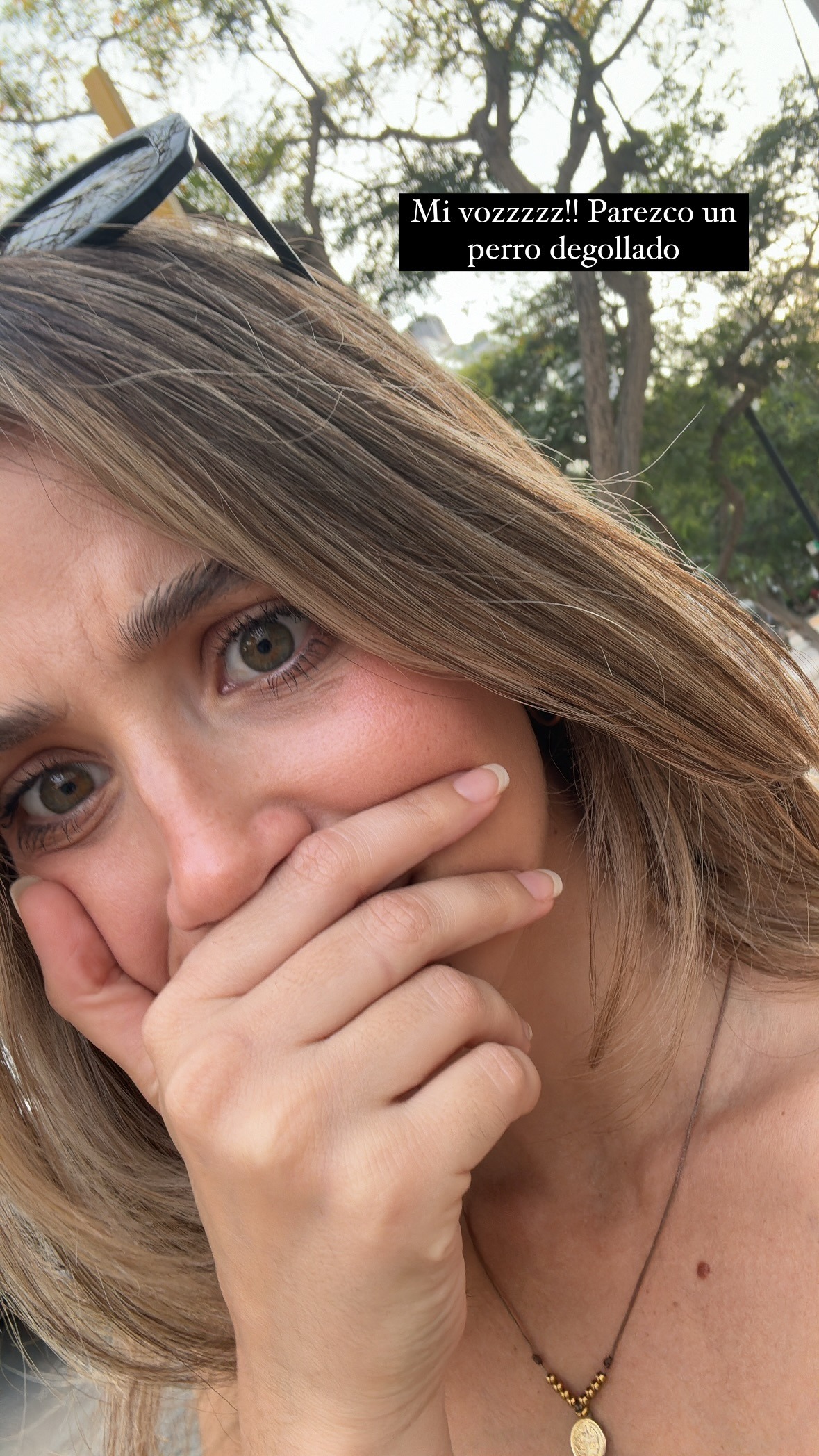 Karime Scander se sorprendió al escuchar su voz ronca en redes sociales. Fuente: Instagram