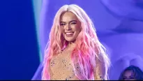 Karol G sorprendió al “regañar” a mamá de una niña en pleno concierto. Foto y video: Instagram