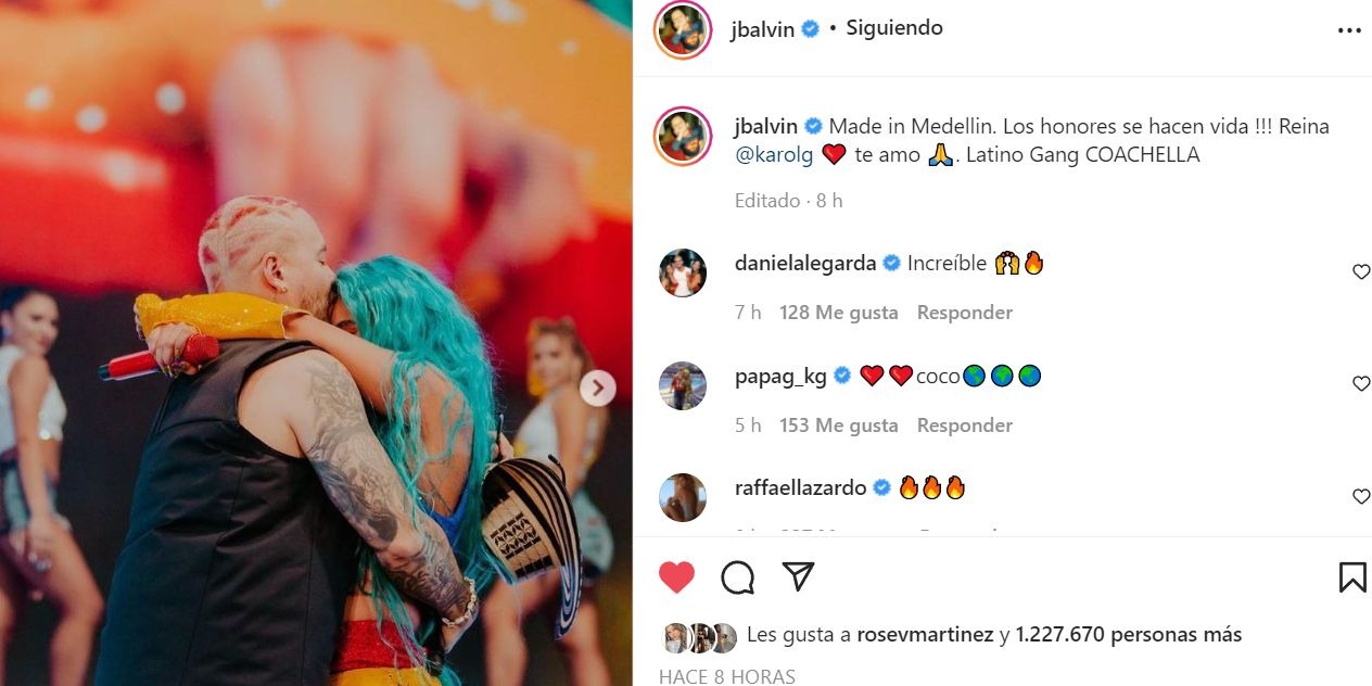 Karol G y Becky G: Mamás de las cantantes se lucen bailando juntas en el Coachella 