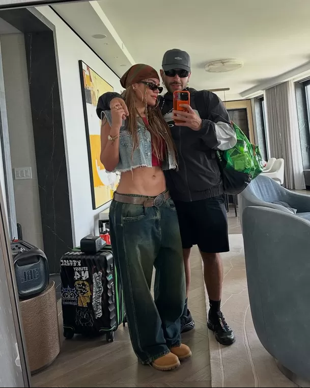 En mayo de 2025, Karol G compartió varias fotos con Feid como parte de un trend de parejas / Instagram